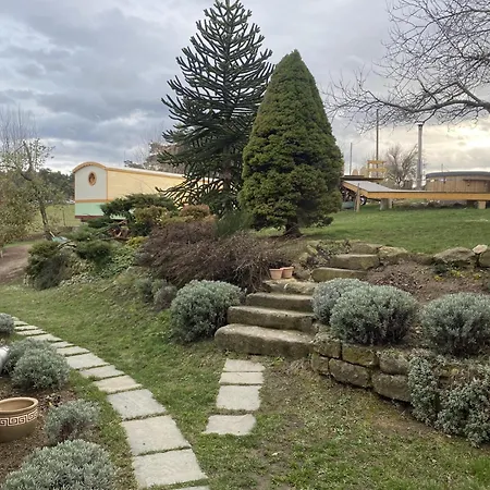 Chez Sophie Et Gilles Bed & Breakfast *
